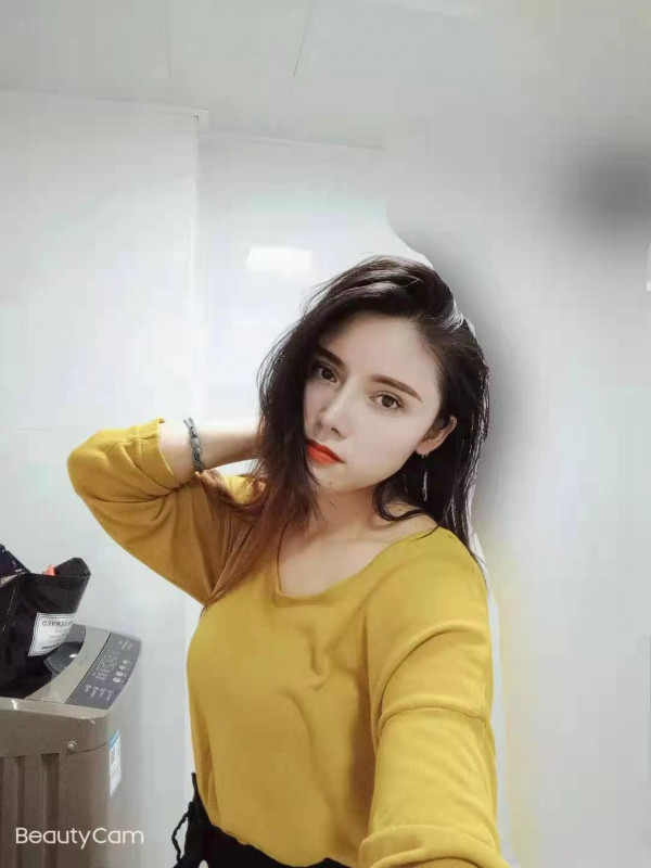 有点像混血的妹子